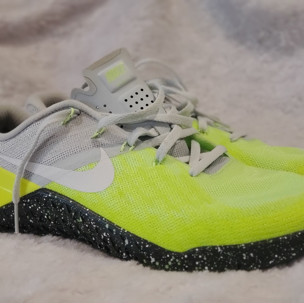 Nike Metcon 3 Mens Size 9.5  Cross Training Shoes